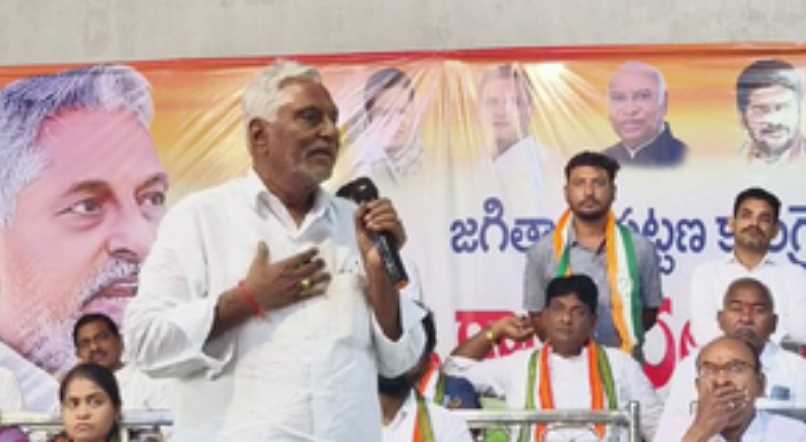 तेलंगाना के मंत्री ने की पार्टी के वरिष्ठ नेता जीवन रेड्डी की नाराजगी दूर